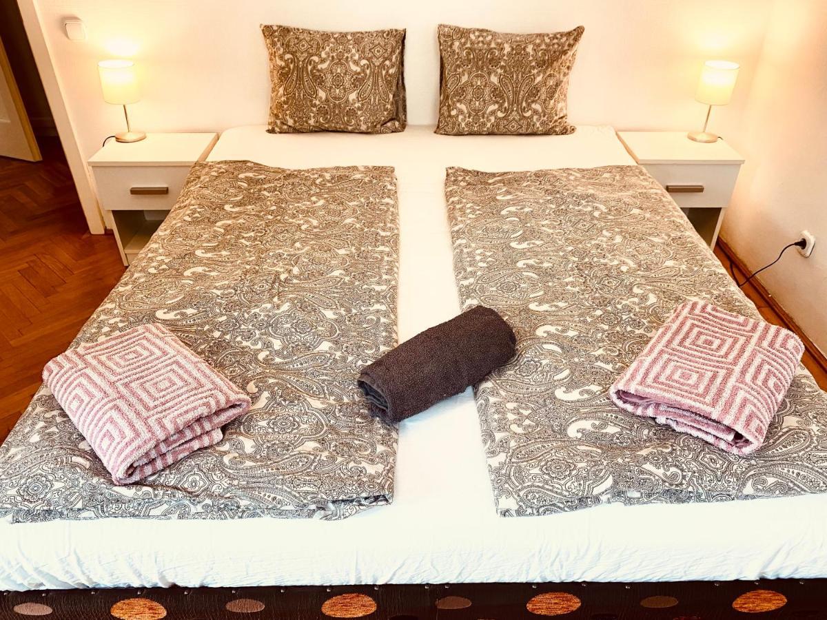 Budapest Heart By Gozsdu Apartment Ngoại thất bức ảnh