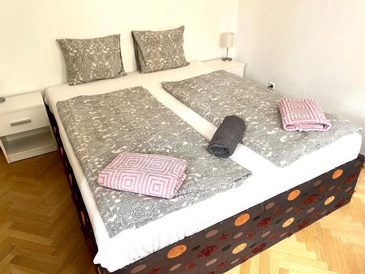 Budapest Heart By Gozsdu Apartment Ngoại thất bức ảnh